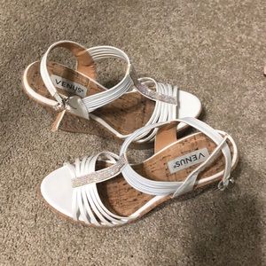 Women’s wedge sandal white Venus